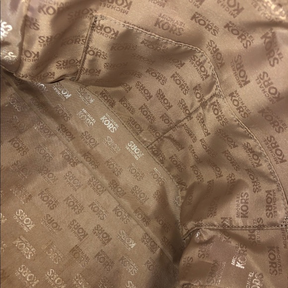 Authentic Michael Kors Purse - Picture 3 of 8